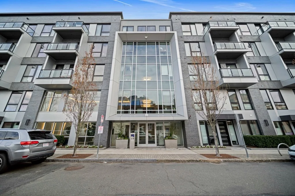 1 bed, 1 bath apartment for rent at 45 W 3rd St Unit 421, South Boston — photo 1 of 31