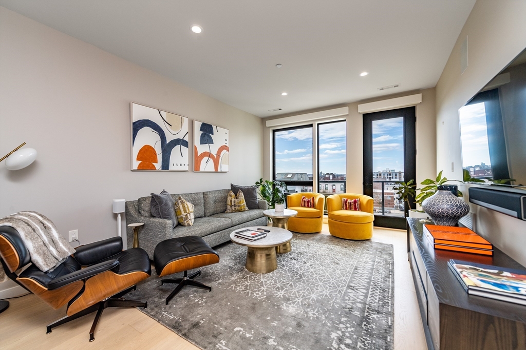 1 bed, 1 bath apartment for rent at 45 W 3rd St Unit 518, South Boston — photo 2 of 18
