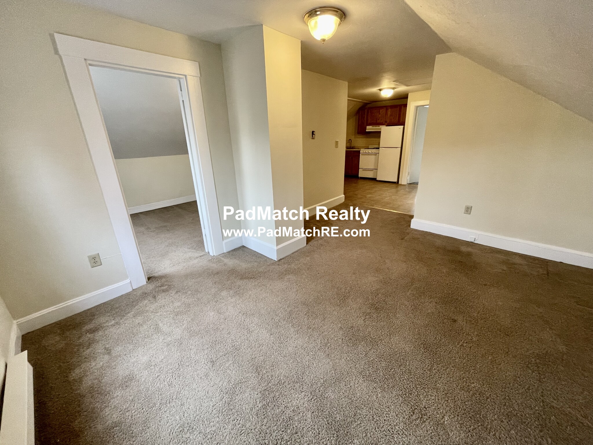 2 bed, 1 bath apartment for rent at 45 Waban Ave Unit 5, Waban — photo 4 of 22