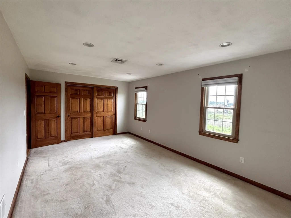 2 bed, 1 bath apartment for rent at 45 Washington St Unit 90, East Methuen — photo 11 of 24
