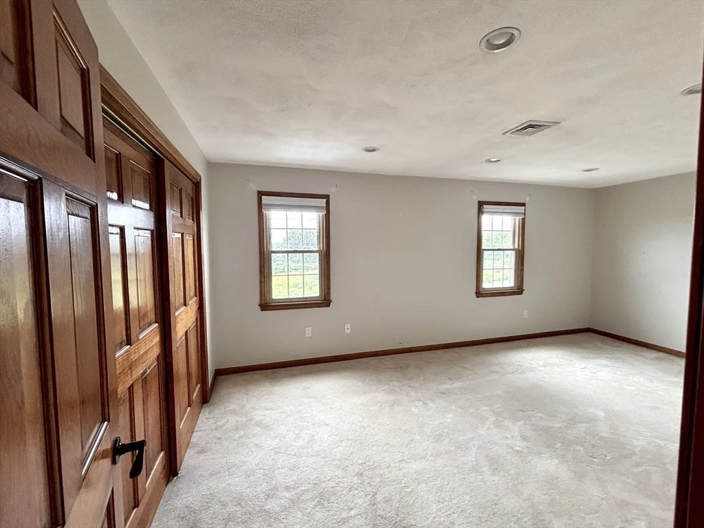 2 bed, 1 bath apartment for rent at 45 Washington St Unit 90, East Methuen — photo 10 of 24