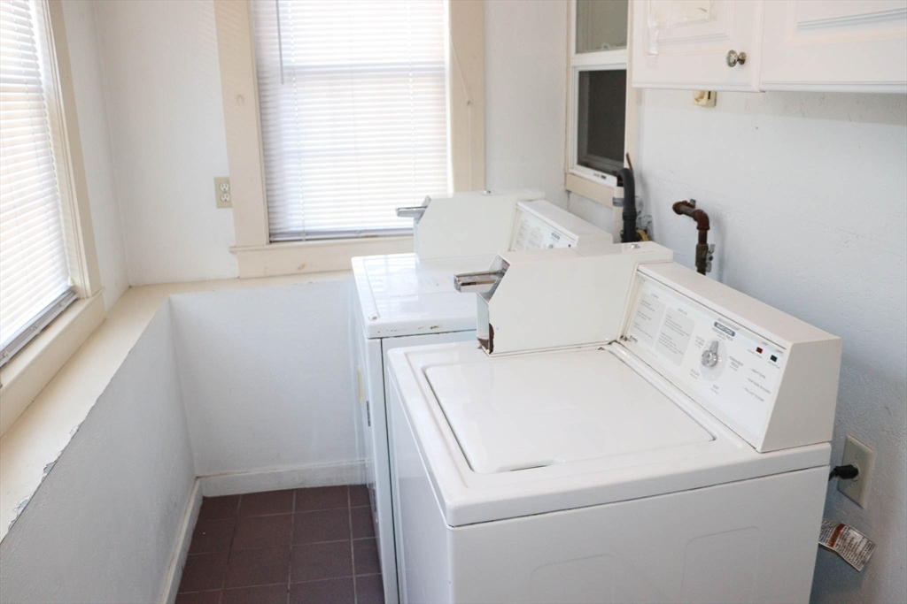 2 bed, 1 bath apartment for rent at 45 Water St Unit 1, Quincy — photo 15 of 21