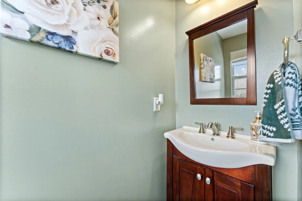 2 bed, 1 bath apartment for rent at 45 Waters Edge Unit 45, Ludlow — photo 16 of 35