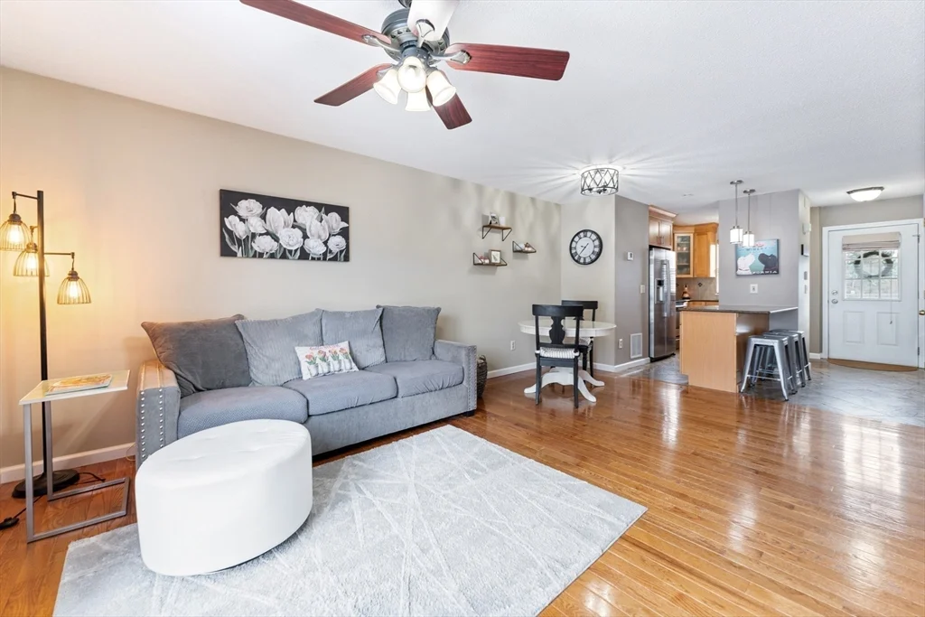 2 bed, 1 bath apartment for rent at 45 Waters Edge Unit 45, Ludlow — photo 4 of 35