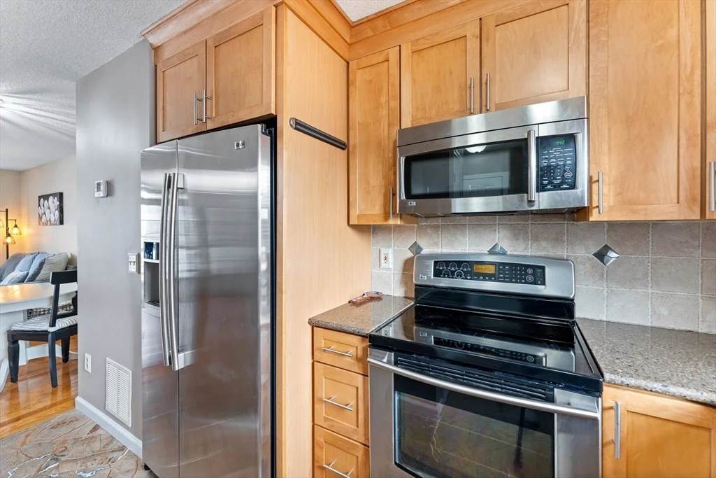 2 bed, 1 bath apartment for rent at 45 Waters Edge Unit 45, Ludlow — photo 11 of 35