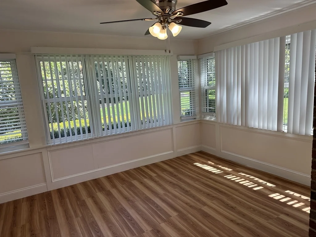 5 bed, 3 bath apartment for rent at 45 Wellesley Rd Unit 0, Belmont — photo 15 of 39