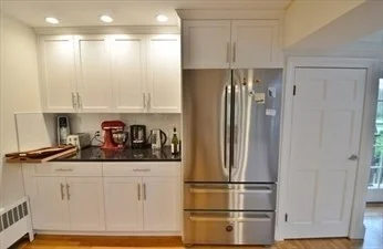 5 bed, 3 bath apartment for rent at 45 Wellesley Rd Unit 0, Belmont — photo 12 of 39