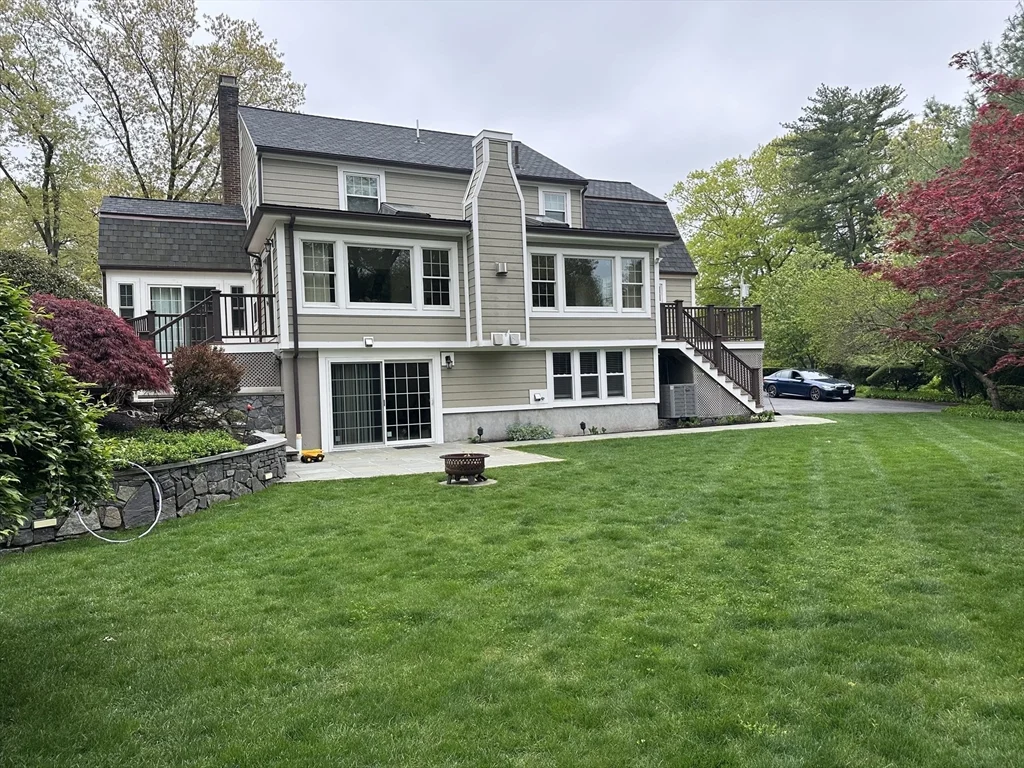 5 bed, 3 bath apartment for rent at 45 Wellesley Rd Unit 0, Belmont — photo 34 of 40