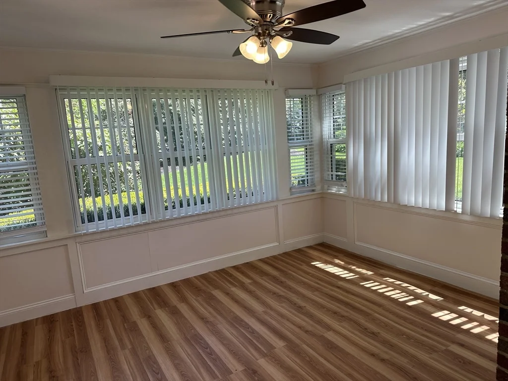5 bed, 3 bath apartment for rent at 45 Wellesley Rd Unit 0, Belmont — photo 13 of 40