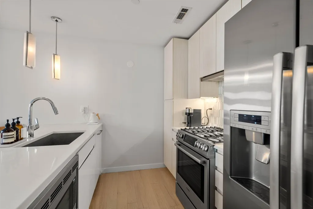 2 bed, 2.5 bath apartment for rent at 45 W 3rd St Unit 205, South Boston — photo 7 of 26