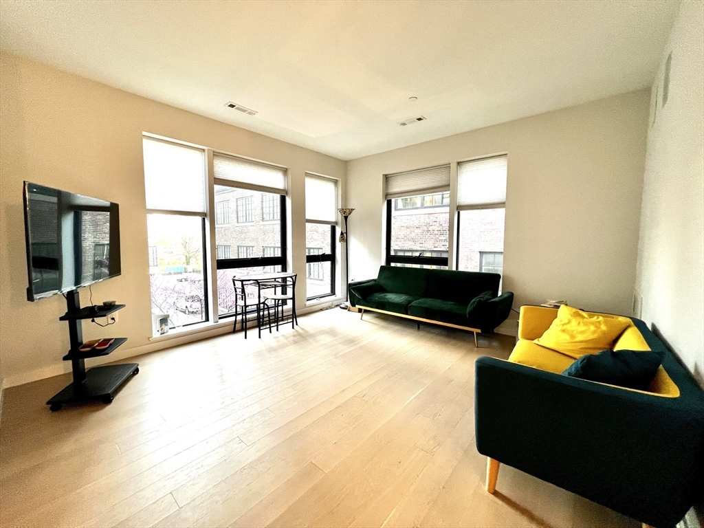 2 bed, 1 bath apartment for rent at 45 W 3rd St Unit 312, South Boston — photo 2 of 15