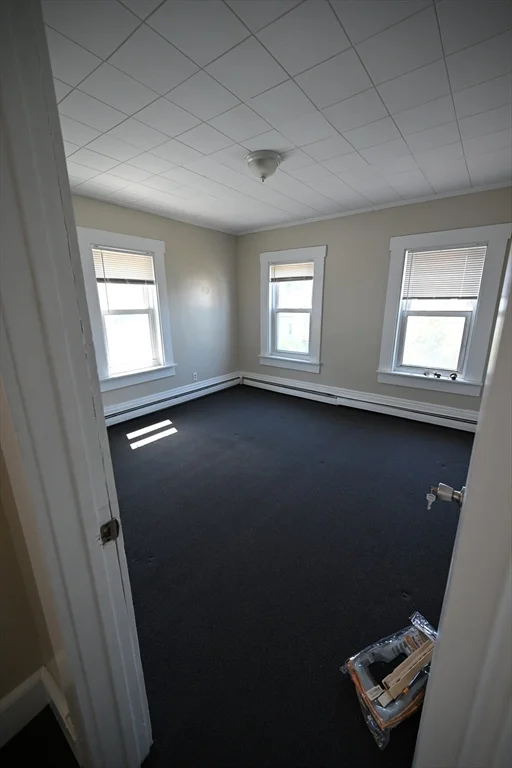 4 bed, 1 bath apartment for rent at 45 West 5th St Unit 2, Lowell — photo 3 of 15