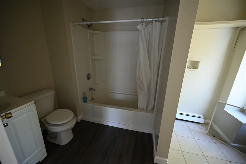 4 bed, 1 bath apartment for rent at 45 West 5th St Unit 2, Lowell — photo 7 of 15