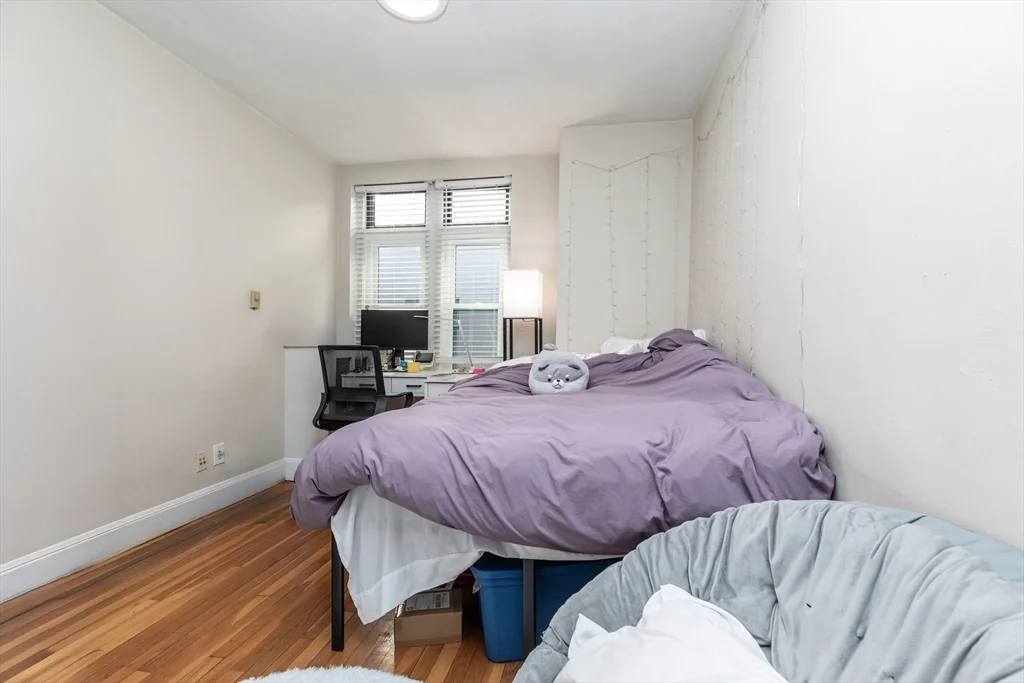 3 bed, 1 bath apartment for rent at 45 Westland Ave Unit 14, Fenway — photo 5 of 5
