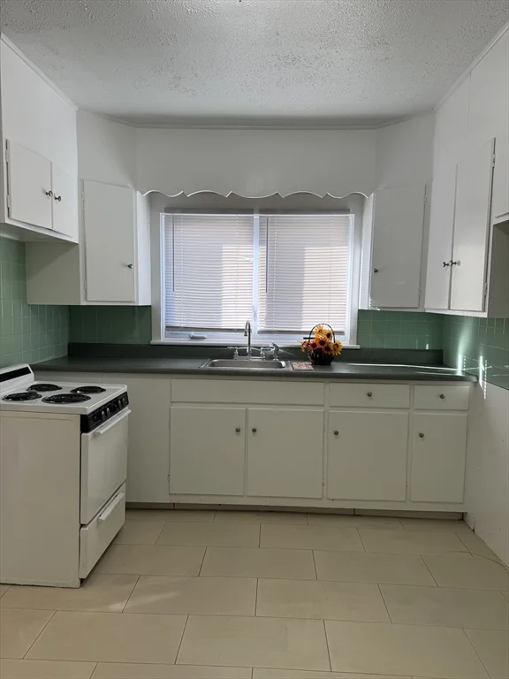 1 bed, 1 bath apartment for rent at 45 Wolcott Unit 1, Everett — photo 4 of 9