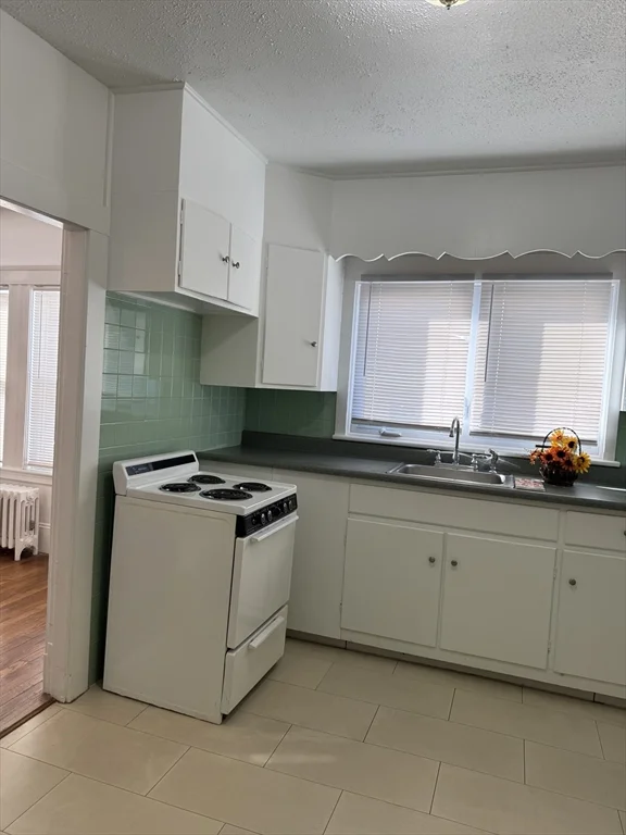 1 bed, 1 bath apartment for rent at 45 Wolcott Unit 1, Everett — photo 2 of 9