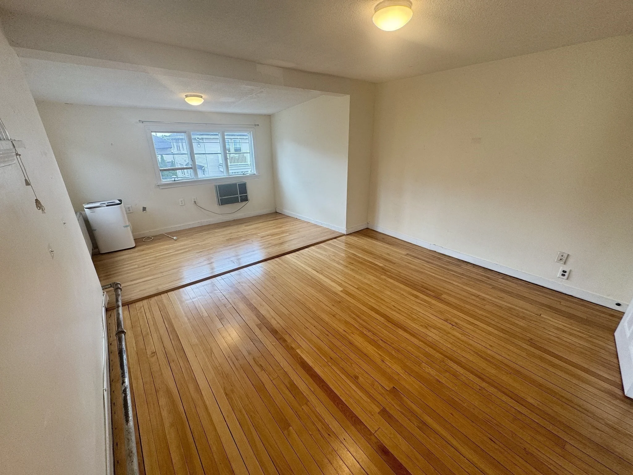 3 bed, 1 bath apartment for rent at 45 Woods Unit 2, Somerville — photo 10 of 16