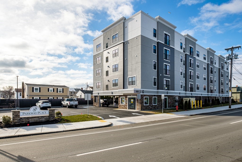 2 bed, 2 bath apartment for rent at 450 American Legion Highway Unit 205, Revere — photo 23 of 25