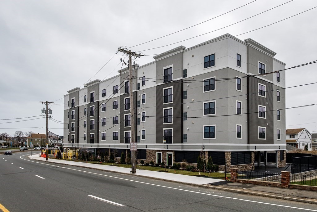 2 bed, 2 bath apartment for rent at 450 American Legion Hwy Unit 304, Revere — photo 18 of 22