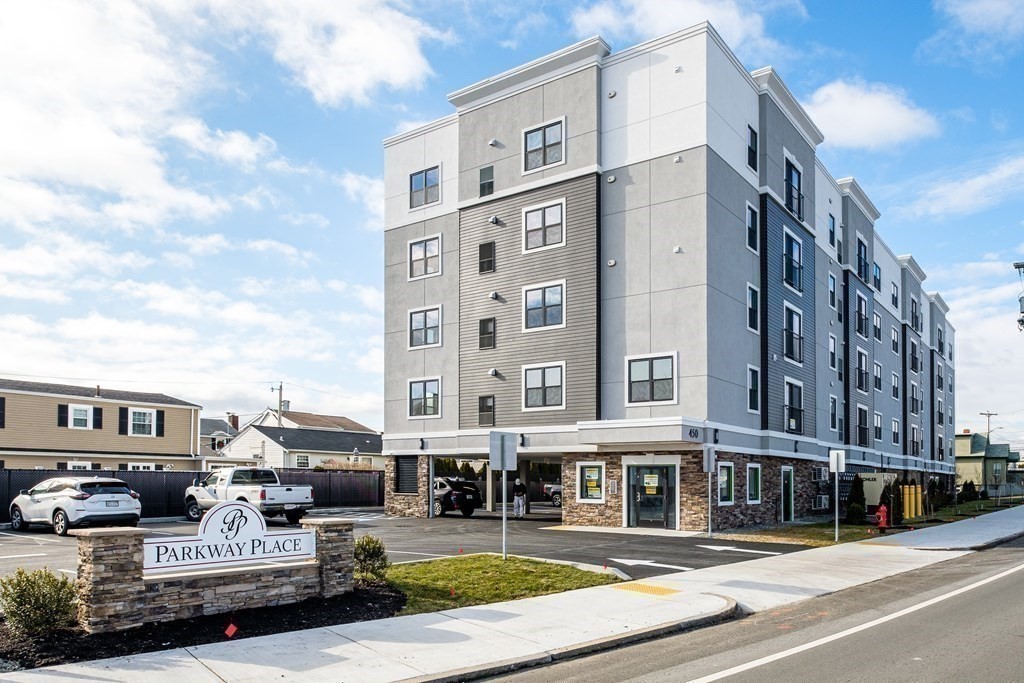 2 bed, 2 bath apartment for rent at 450 American Legion Hwy Unit 304, Revere — photo 14 of 22