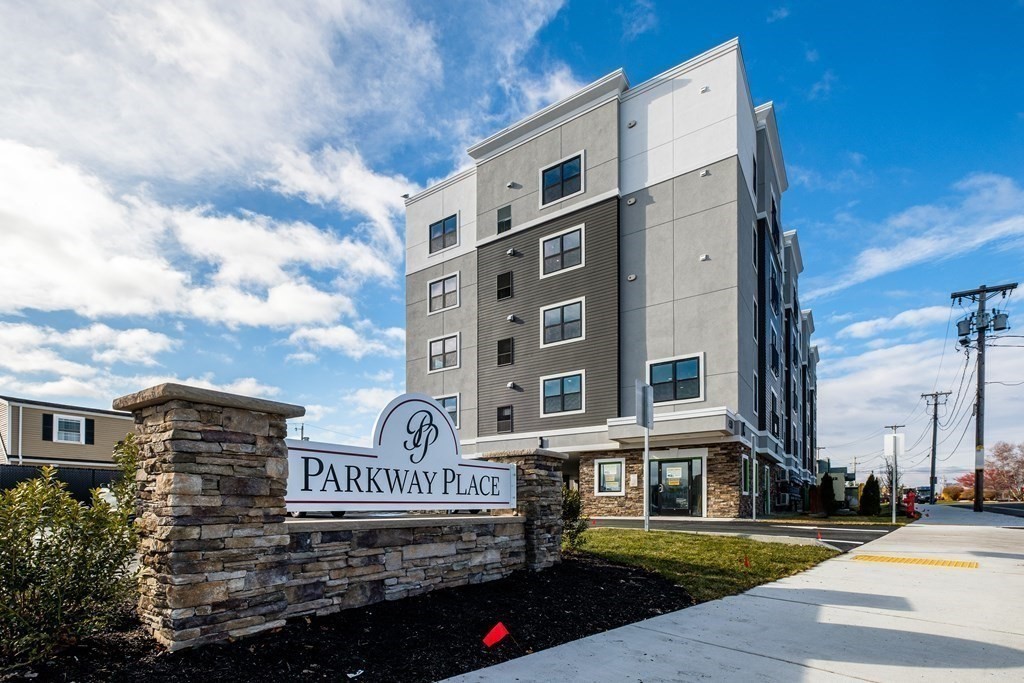 2 bed, 2 bath apartment for rent at 450 American Legion Hwy Unit 304, Revere — photo 21 of 22