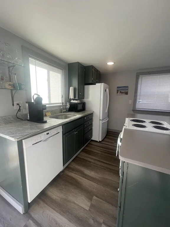 1 bed, 1 bath apartment for rent at 450 Revere Beach Blvd Unit R, Revere — photo 2 of 10