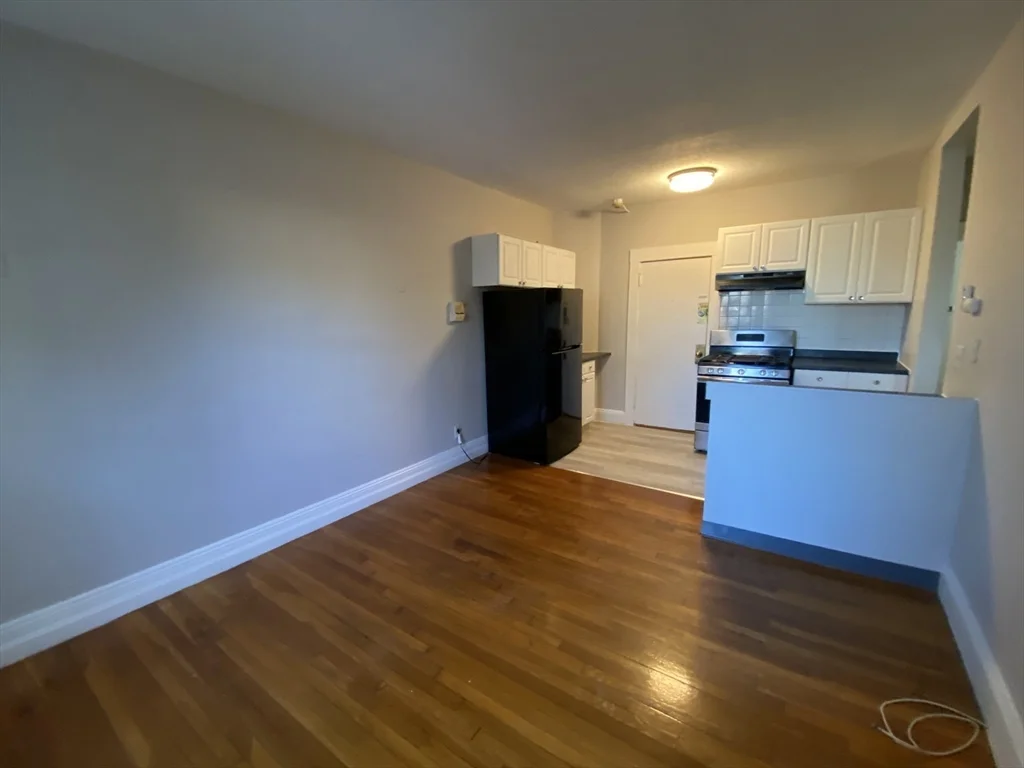 2 bed, 1 bath apartment for rent at 451 Norfolk St Unit 8, Mattapan — photo 6 of 12
