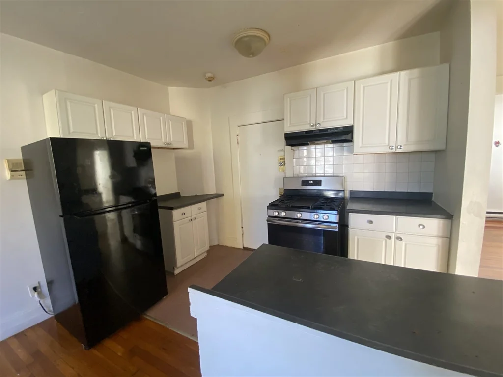 2 bed, 1 bath apartment for rent at 451 Norfolk St Unit 8, Mattapan — photo 3 of 12