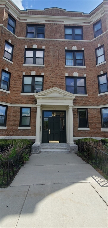 2 bed, 1 bath apartment for rent at 451 Park Dr Unit 3C, Fenway — photo 10 of 10