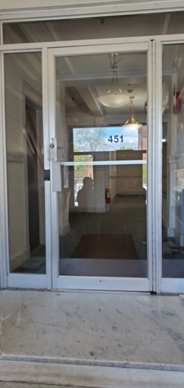 2 bed, 1 bath apartment for rent at 451 Park Dr Unit 3C, Fenway — photo 8 of 10
