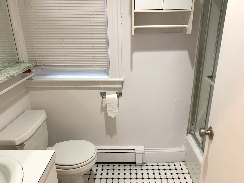 2 bed, 1 bath apartment for rent at 451 Park Dr Unit 3C, Fenway — photo 6 of 10