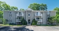 2 bed, 1 bath apartment for rent at 451 School St Unit 1-12, Marshfield