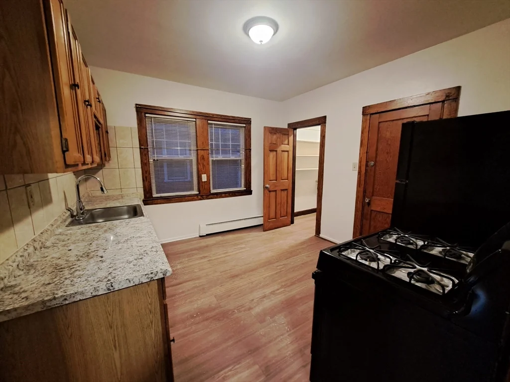 3 bed, 1 bath apartment for rent at 452 Ashmont Unit 2, Dorchester — photo 10 of 14