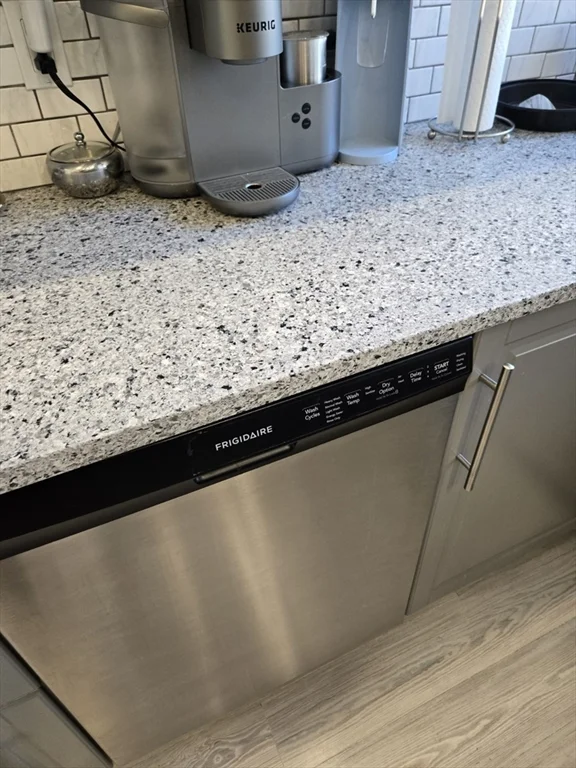 2 bed, 1 bath apartment for rent at 452 Highland Unit 2, Malden — photo 3 of 12