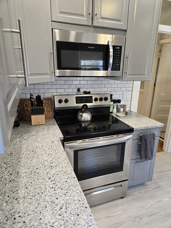 2 bed, 1 bath apartment for rent at 452 Highland Unit 2, Malden — photo 2 of 12