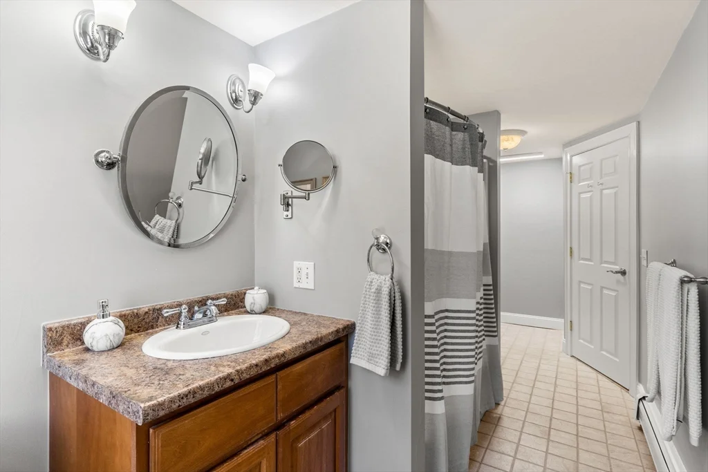 3 bed, 2 bath apartment for rent at 452 Main St Unit B, Amesbury — photo 23 of 31