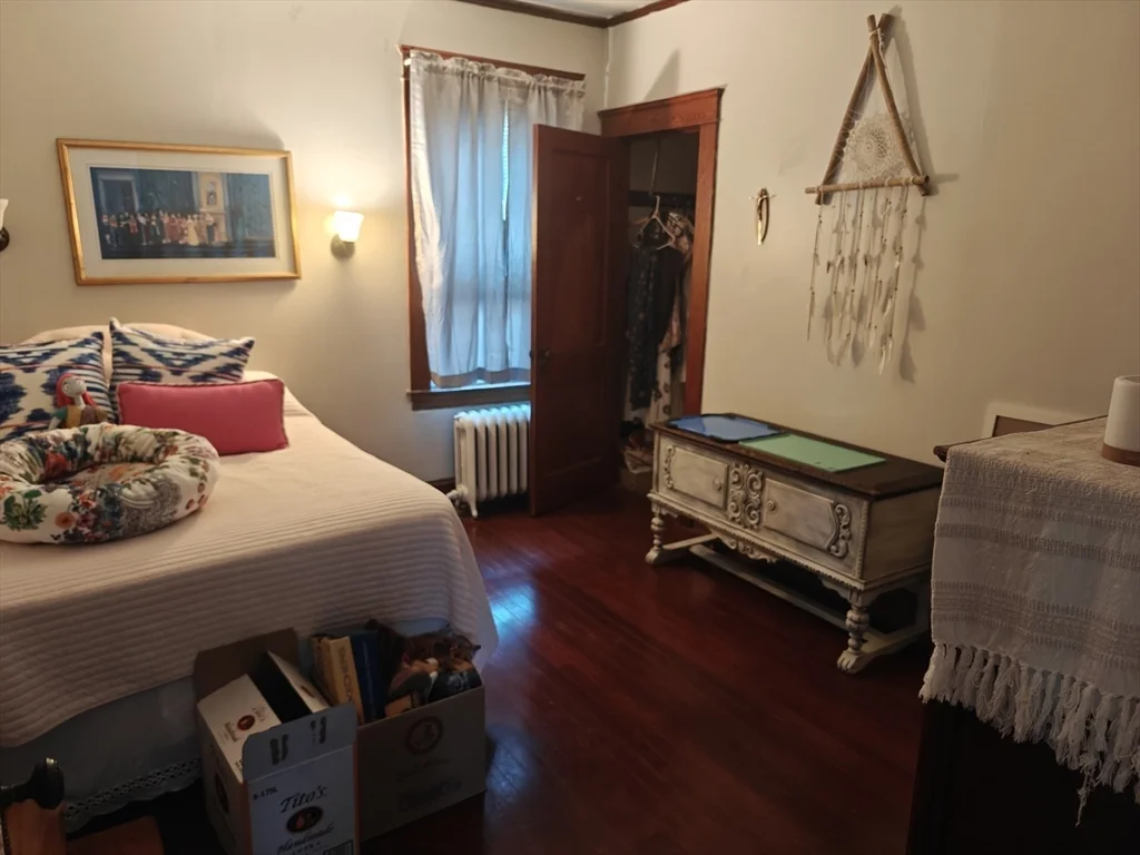 3 bed, 1 bath apartment for rent at 452 Osborn St Unit 2, Fall River — photo 11 of 18