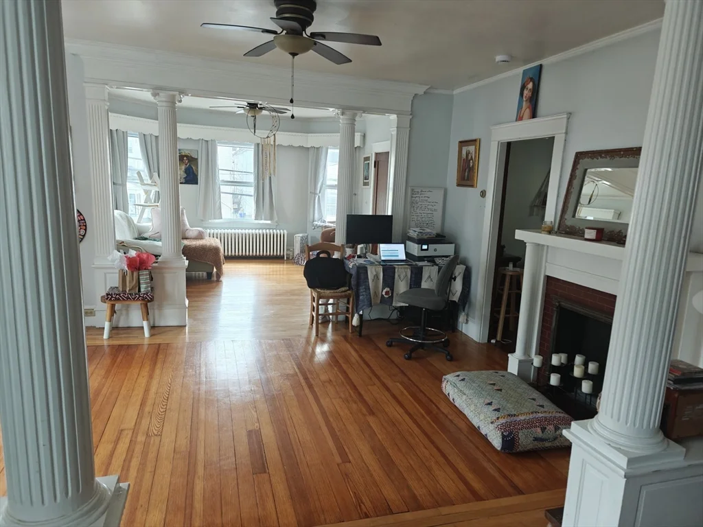 3 bed, 1 bath apartment for rent at 452 Osborn St Unit 2, Fall River — photo 8 of 18
