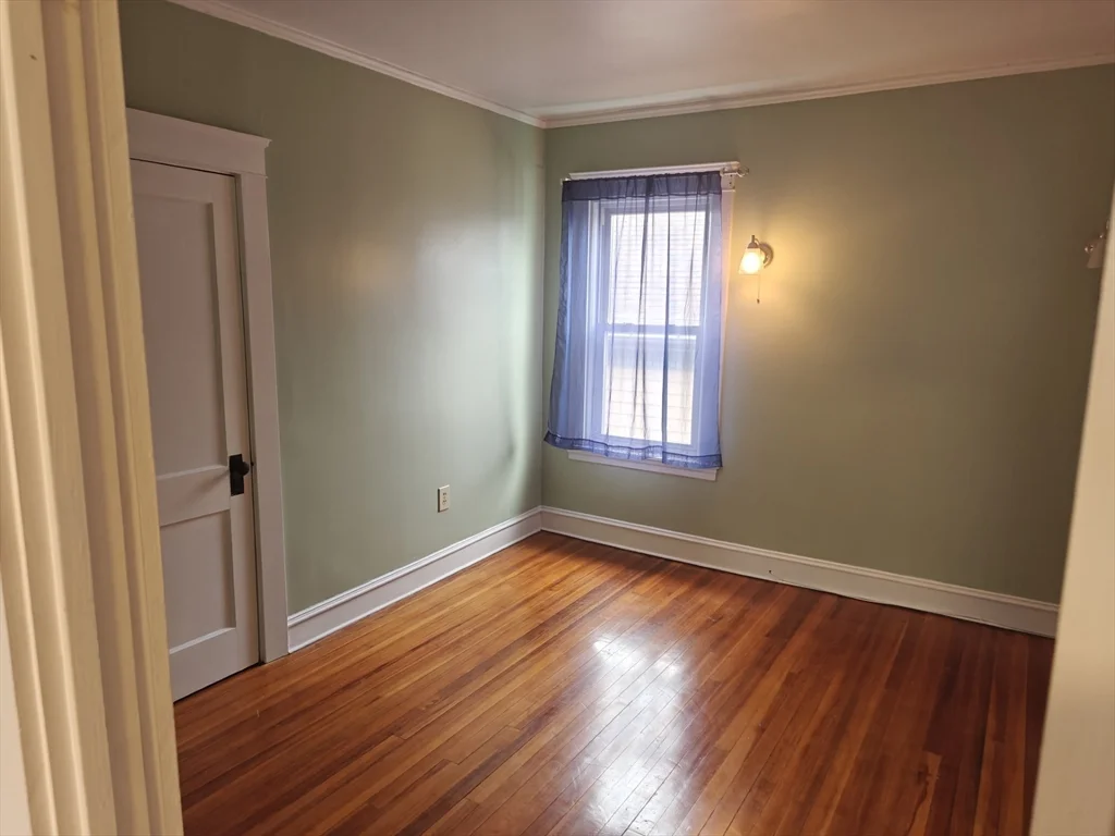 3 bed, 1 bath apartment for rent at 452 Osborn St Unit 3, Fall River — photo 13 of 20