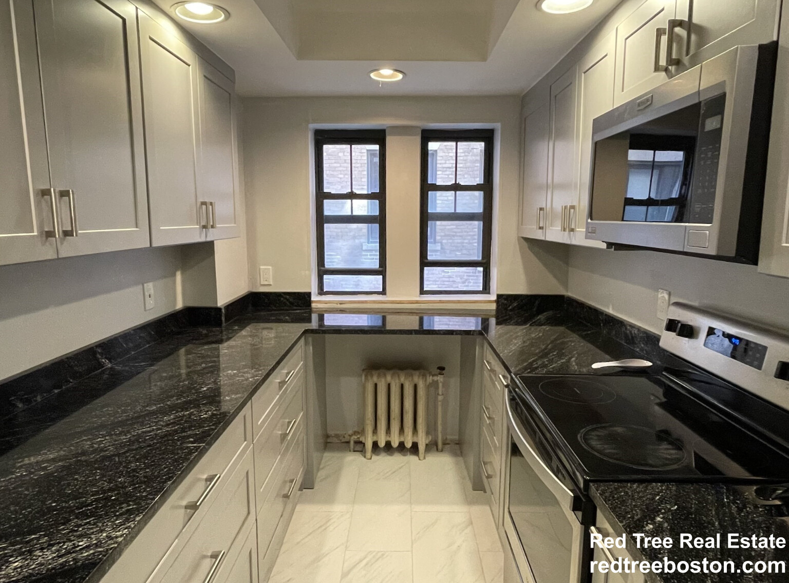 4 bed, 2 bath apartment for rent at 452 Park Dr Unit 1+A, Fenway — photo 6 of 25