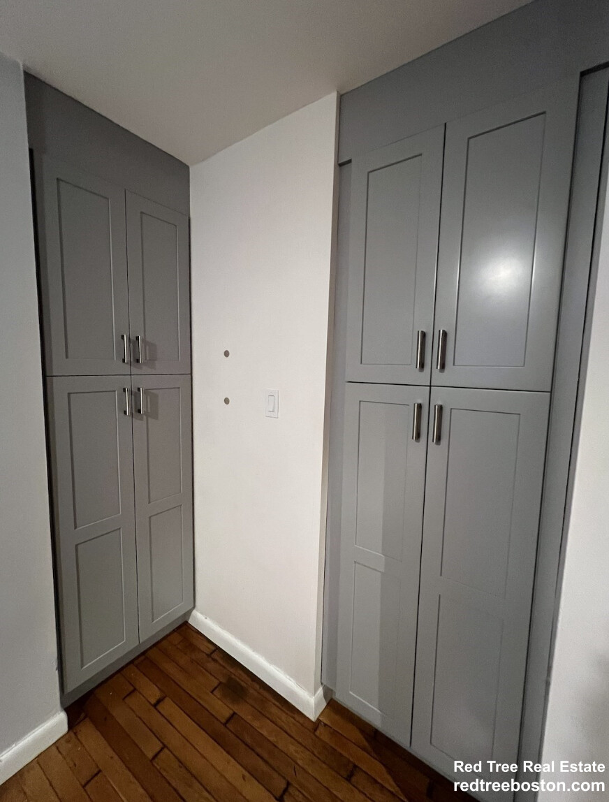 4 bed, 2 bath apartment for rent at 452 Park Dr Unit 1+A, Fenway — photo 7 of 25