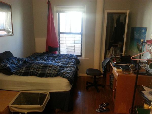 4 bed, 2 bath apartment for rent at 452 Park Dr Unit 1, Fenway — photo 4 of 9