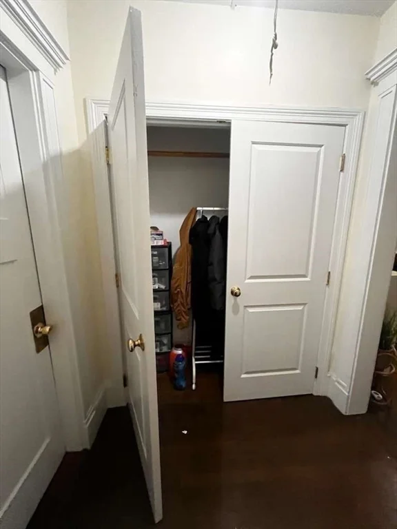 3 bed, 1 bath apartment for rent at 452 Park Dr Unit 12, Fenway — photo 8 of 14