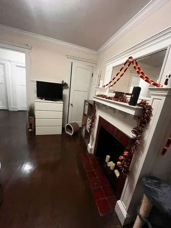 3 bed, 1 bath apartment for rent at 452 Park Dr Unit 12, Fenway — photo 3 of 14