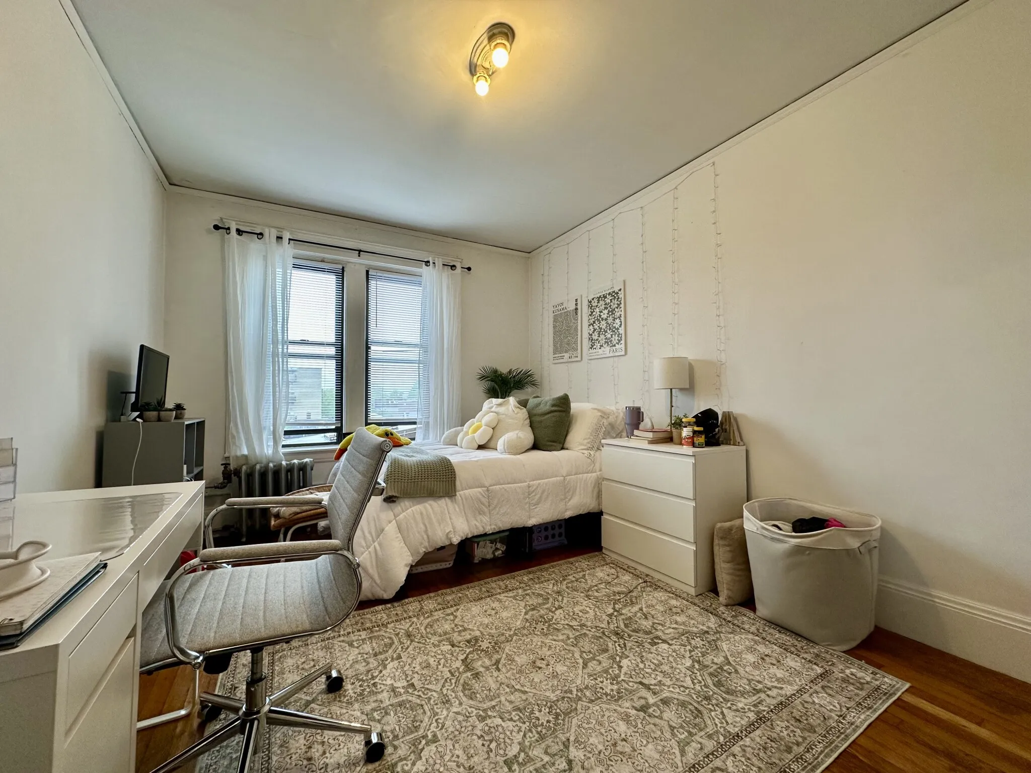 3 bed, 1 bath apartment for rent at 452 Park Dr Unit 14, Fenway — photo 7 of 13