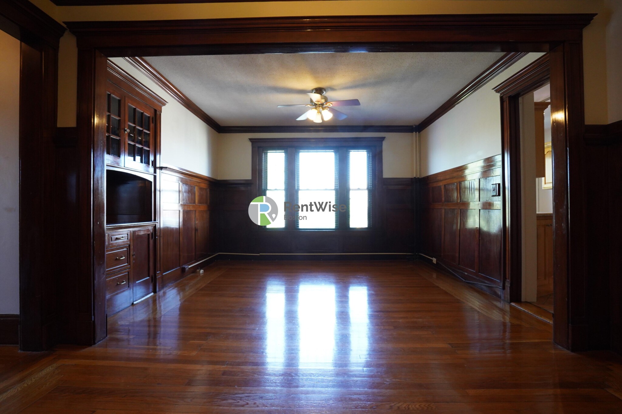 2 bed, 1 bath apartment for rent at 452 Park Dr Unit 15, Fenway — photo 3 of 22