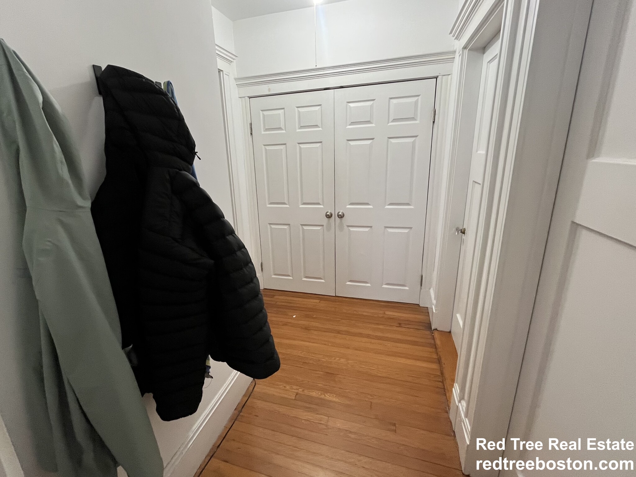 3 bed, 1 bath apartment for rent at 452 Park Dr Unit 17, Fenway — photo 10 of 15