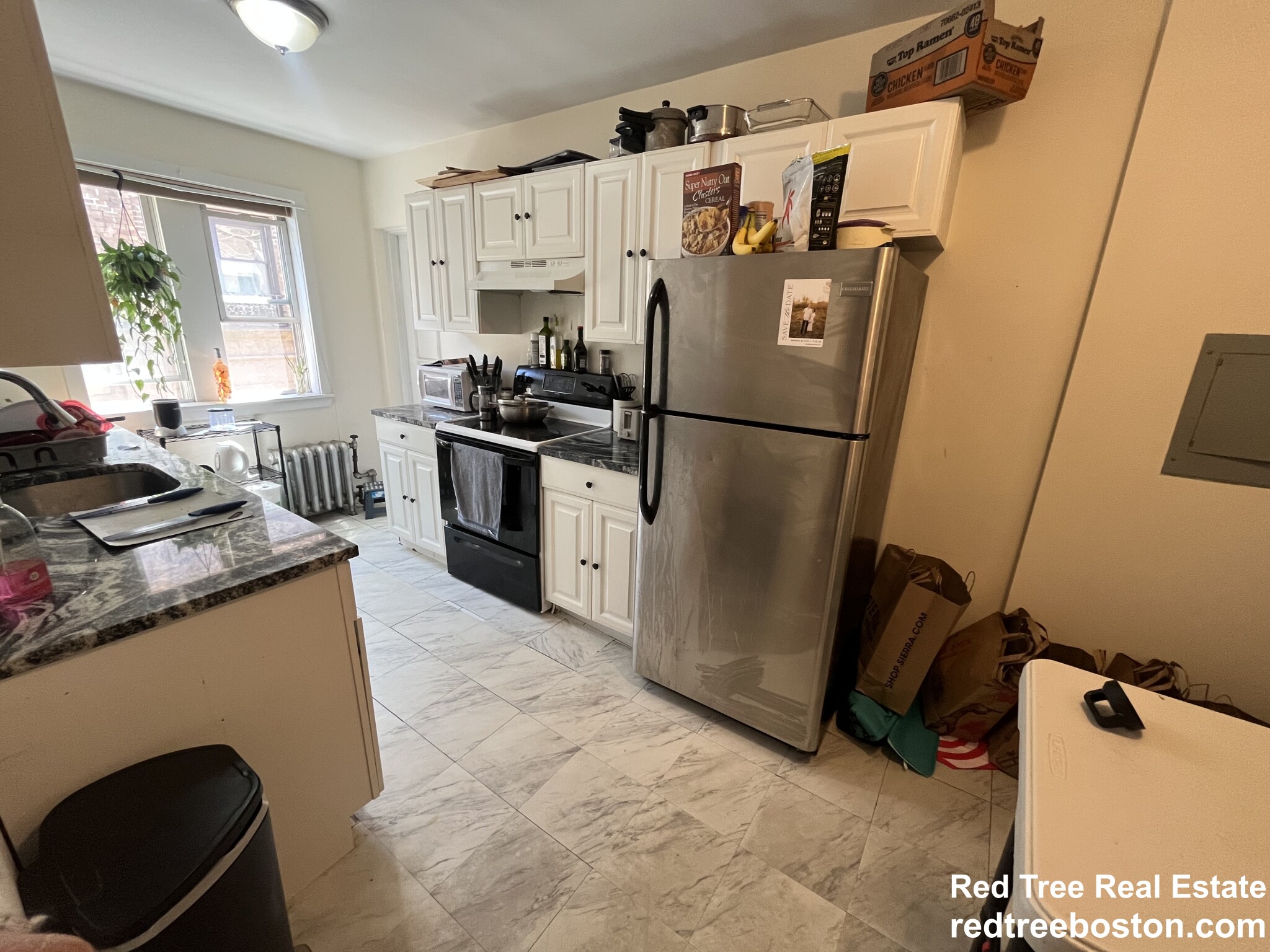 3 bed, 1 bath apartment for rent at 452 Park Dr Unit 17, Fenway — photo 4 of 15