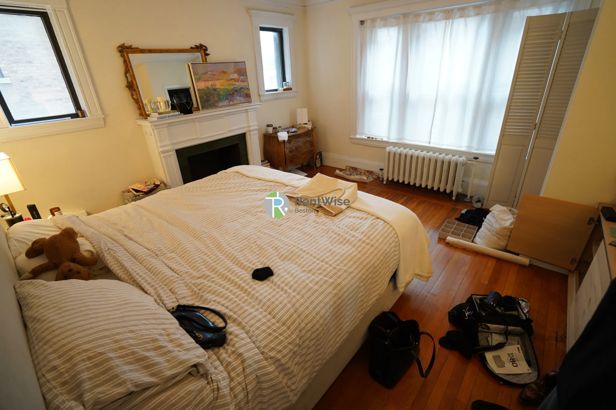 3 bed, 1 bath apartment for rent at 452 Park Dr Unit 2, Fenway — photo 8 of 12