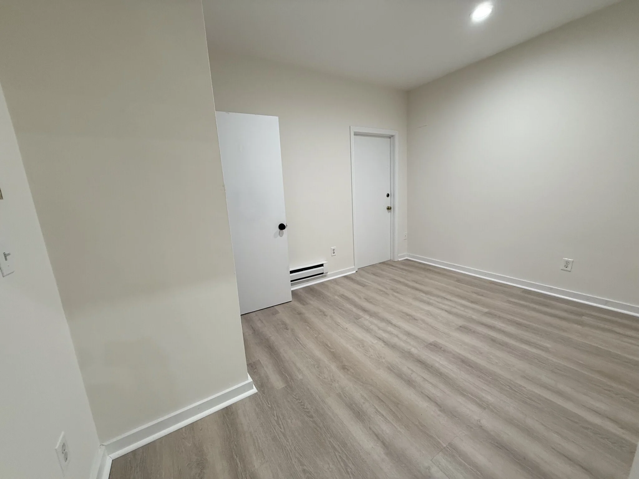 3 bed, 1 bath apartment for rent at 452 Park Dr Unit 22, Fenway — photo 15 of 15